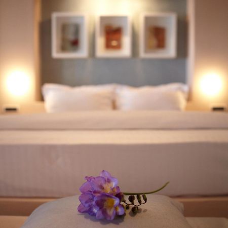 Voreina Gallery Suites Pýrgos Екстериор снимка